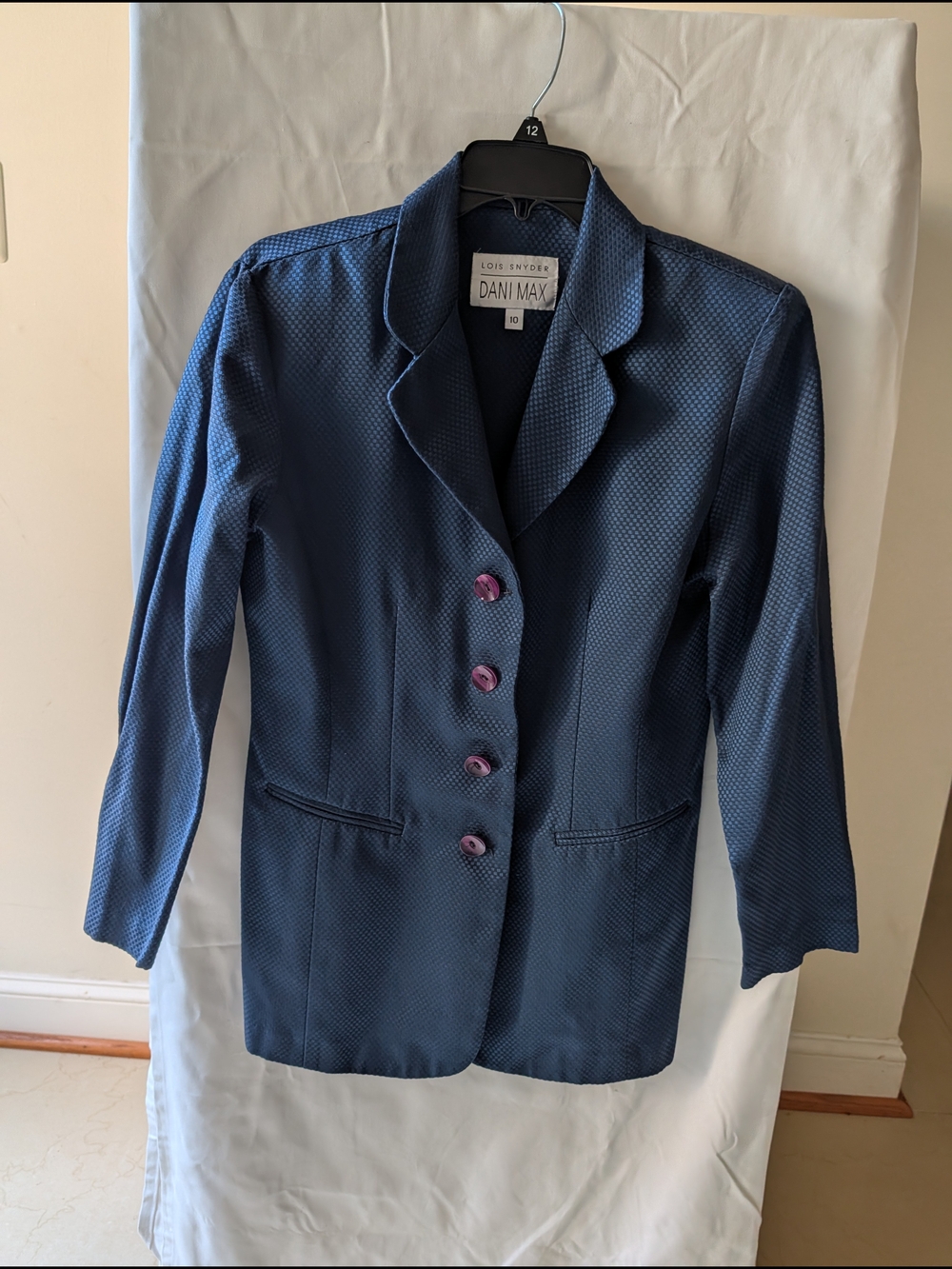 Dani Max Women's Navy Textured Blazer